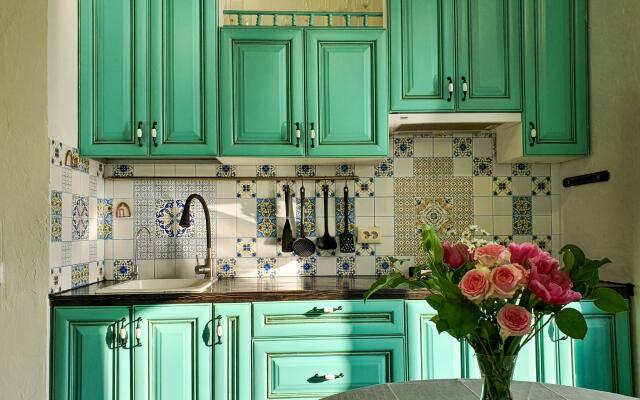 Мириады в микрорайоне Оптимистов 4/1