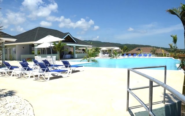 Ocho Rios Getaway Villa at The Palms