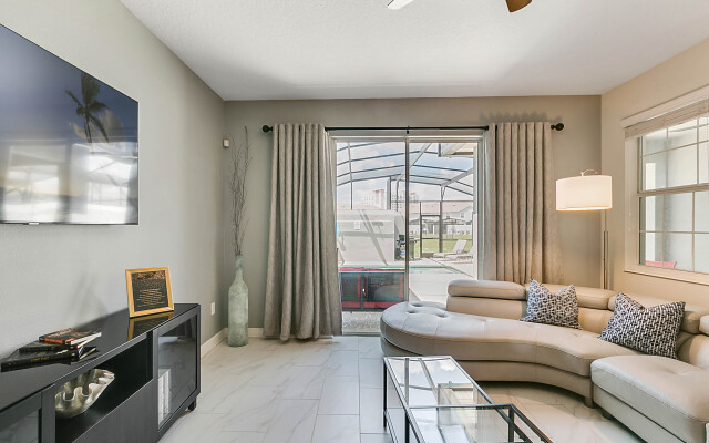 4 Bedroom 3 Bathroom Storey Lake 3056Gs