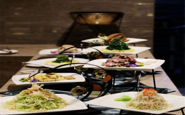 Xinhua Jian'guo Hotel