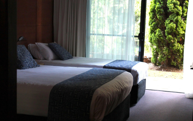 Best Western Pemberton Hotel – Guest Rooms – Pemberton