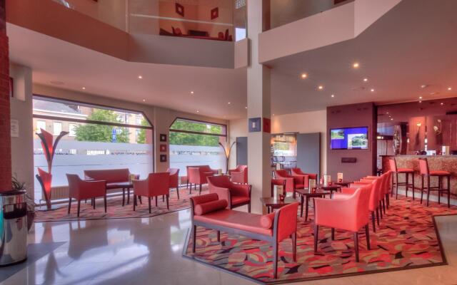 B&B HOTEL Mons Centre