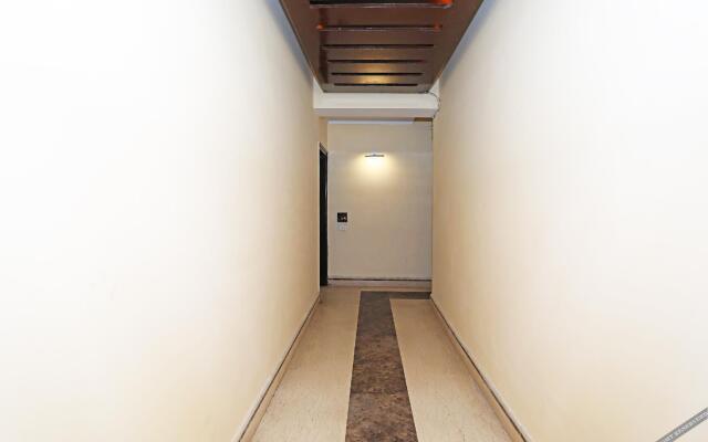 OYO 10057 Hotel Laksh Residency
