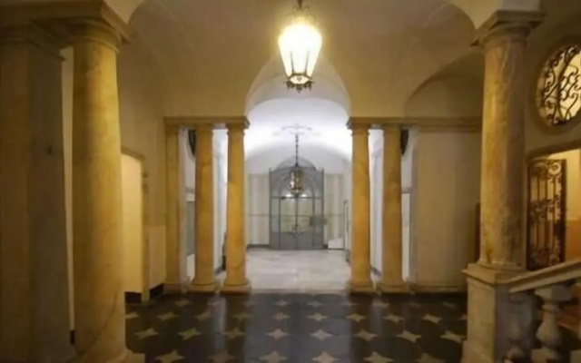 Happy Family Apartments Cathedral