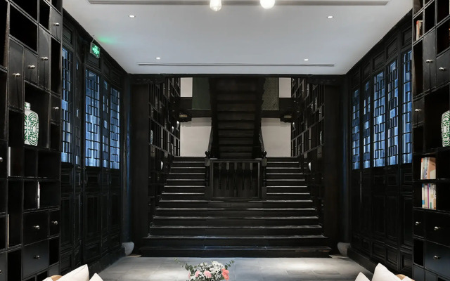 Blossom Hill Hotels & Resorts · Qiushuli