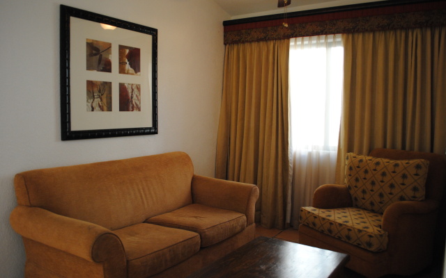 Hotel Suites el Paseo