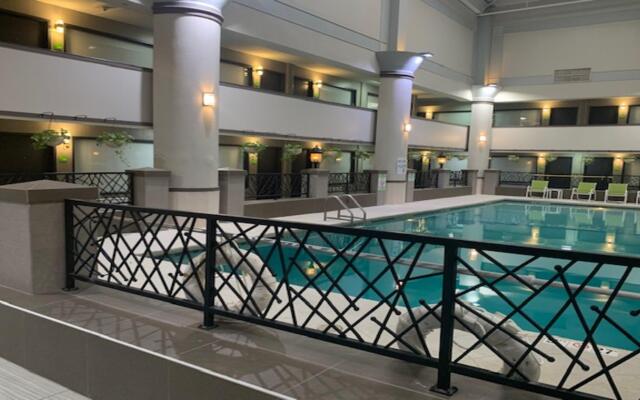 Holiday Inn Chicago North Shore by IHG