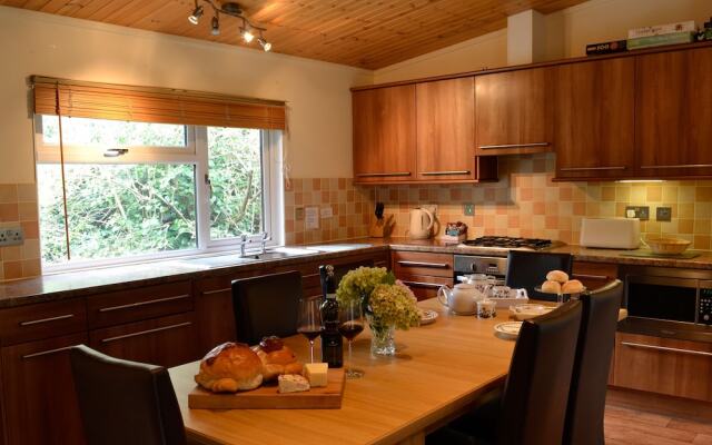 Woodpecker Lodge