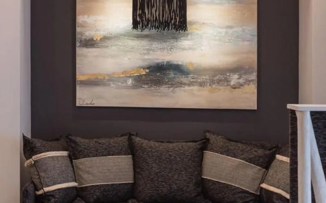 Acropolis Luxury Living