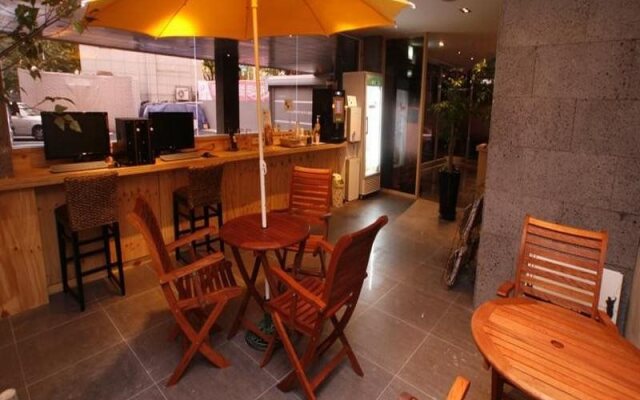 Hotel Myeongjak, Suwon