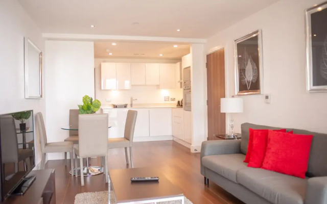 Lincoln Plaza Serviced Apartments Canary Wharf by TheSquare