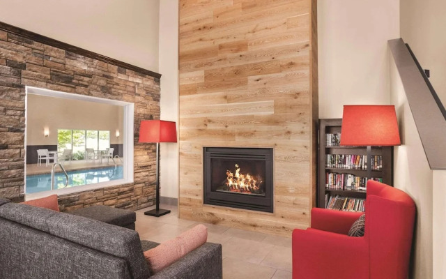 Country Inn & Suites By Carlson, Buffalo, MN