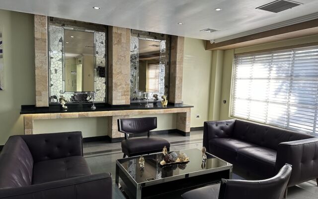 Hotel Infinity Park Santiago