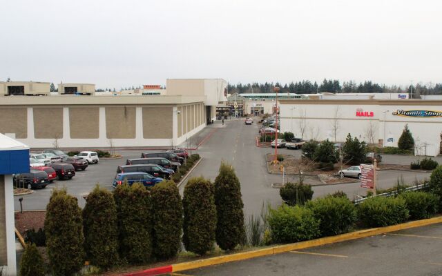 Days Inn by Wyndham Everett