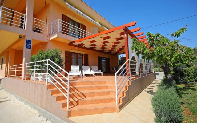 Apartments Villa Mareta