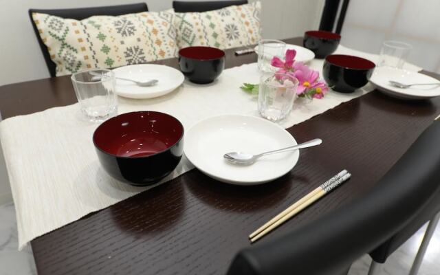 Omotenashi Merry Kishinosato (38-1, 2, 3)