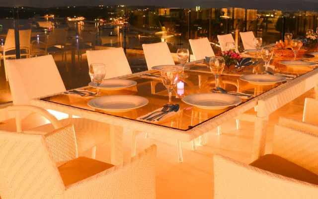 Spectacular Oceanview Penthouse