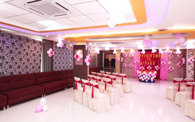 Capital O 16590 Hotel Sapphire Inn