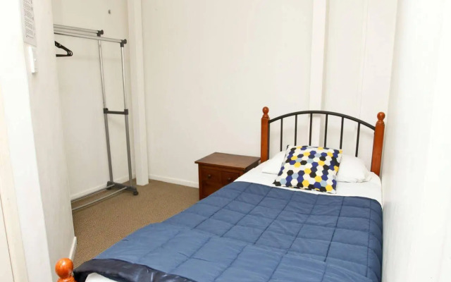 Bowen Terrace Accommodation