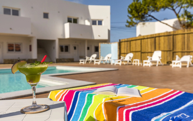 Sagres Sun Stay - Surf Camp & Hostel