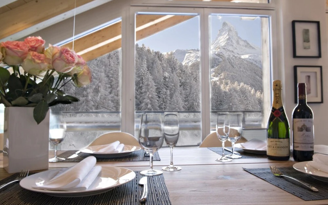 Chalet Altesse Serviced Apartments