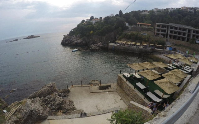 Apartments Klikovac Liman II