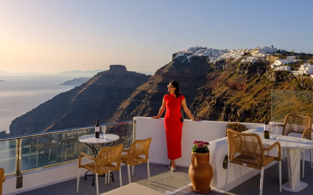 Vallas Apartments & Villas