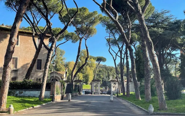 Rm-h501-gpsc20h4 Colosseo Gardens - C8