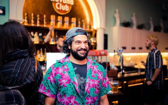 The Little Havana Party Hostel