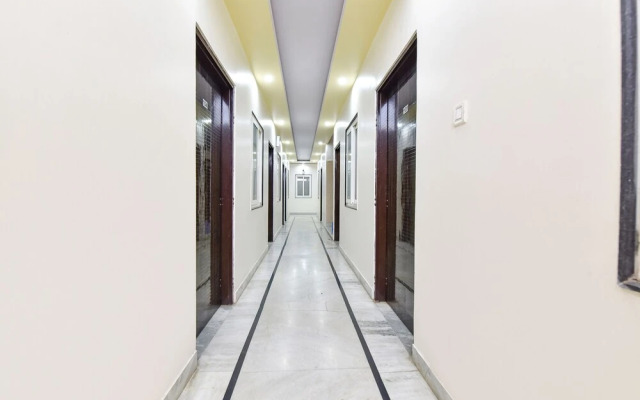 FabHotel Golden Leaf Mansarover