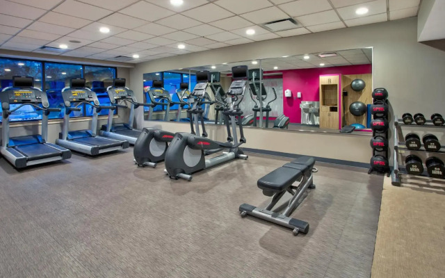 Crowne Plaza Chicago-Northbrook by IHG