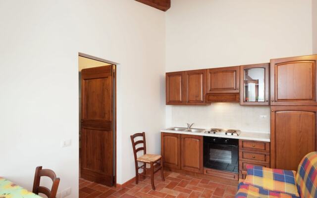 Quaint Farmhouse in Gubbio with Swimming Pool