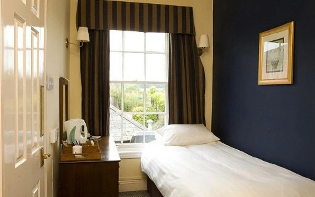 Bull Hotel