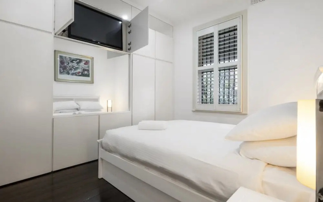 Stylish 2BR House, Walk to Parks & Cafes – Guest Rooms – Melbourne