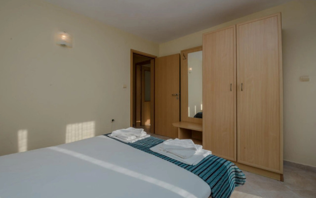 Hotel Briz