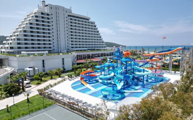 Palm Wings Ephesus Beach Resort