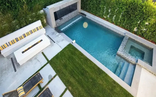 Cumpston Oasis