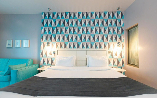 Golden Star City Resort