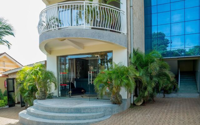 Alcom Hotel