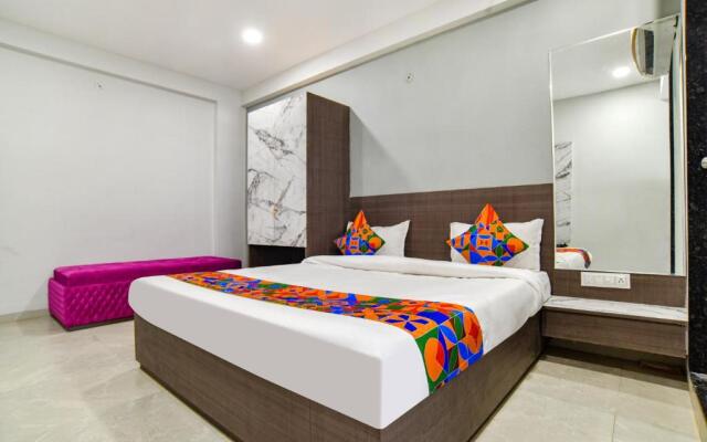 Fabhotel Dev'S Inn