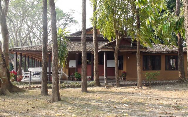 Safari Narayani Hotel- All Inclusive