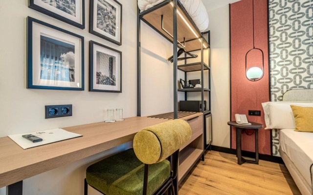 ITC Madrid by Soho Boutique - Image 7