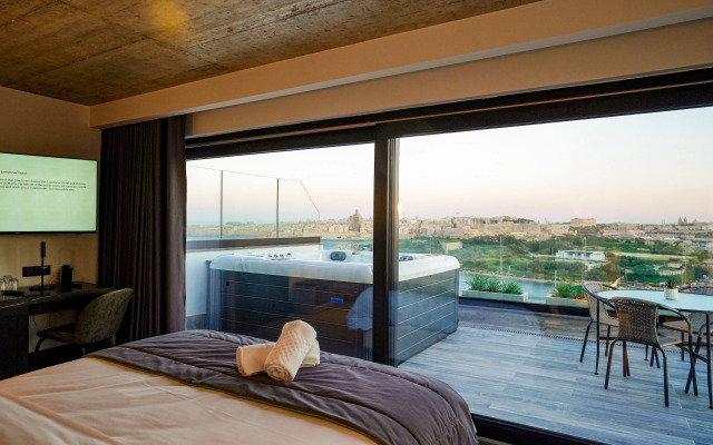 The Londoner Hotel Sliema