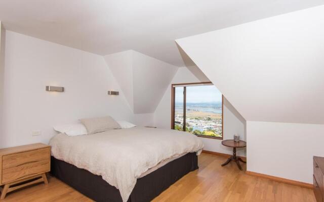 Eagles Nest Nelson - Nelson Holiday House