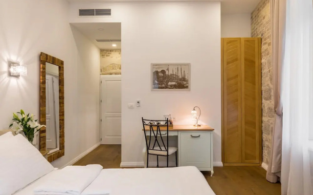 Staytosee - Diocletian's Rooms