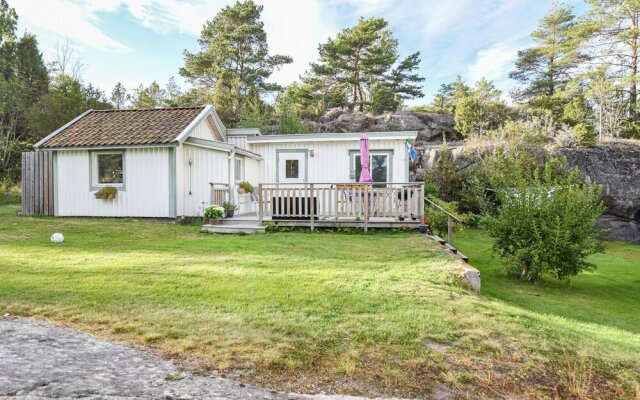Nice Home in Strömstad With 1 Bedrooms and Wifi