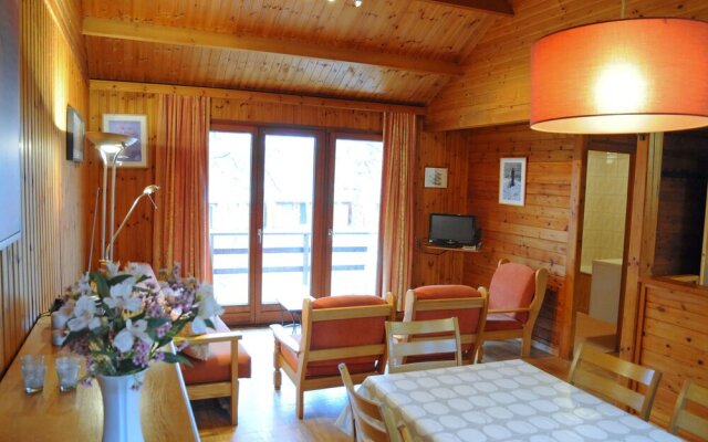 Cozy, Wooden Chalet With Deck, Near Durbuy