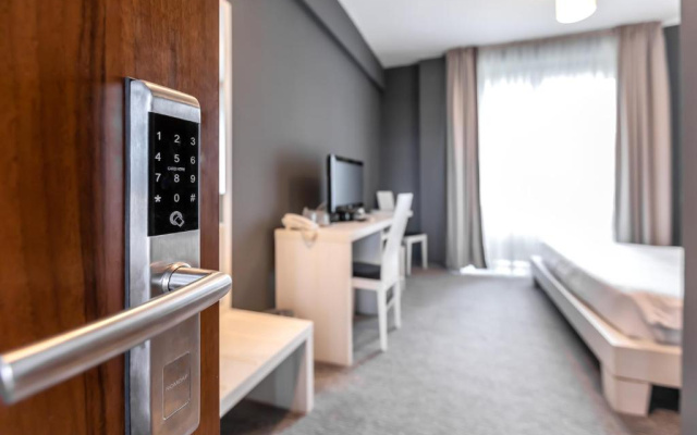 Alex&George Boutique Hotel