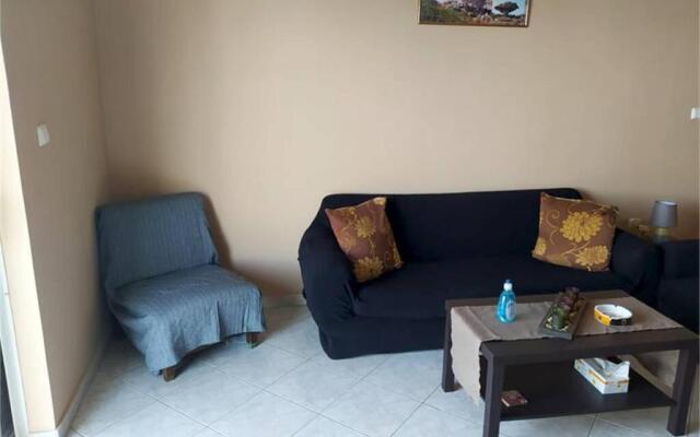 Vens apartment 90m2 at Eantio bay.