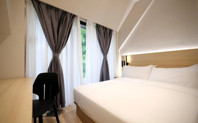 Rest Bugis Hotel